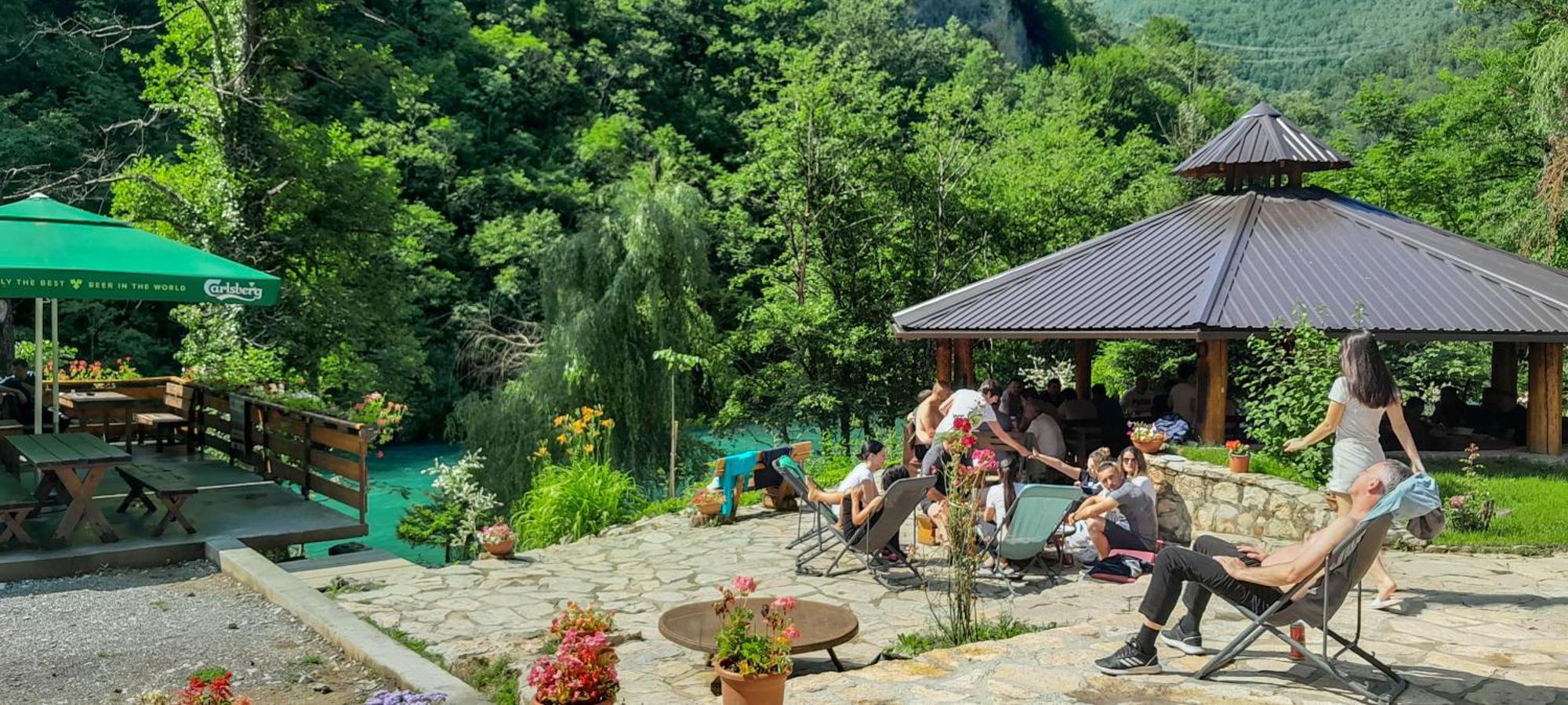 מלון פוצ'ה Rafting Camp Encijan מראה חיצוני תמונה